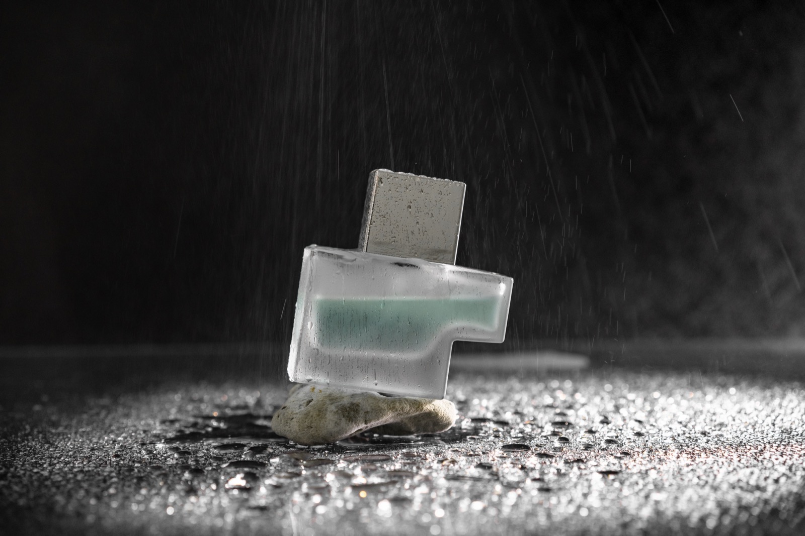 Illustrative photograph for A Beginner’s Guide to Wearing Two Scents Together